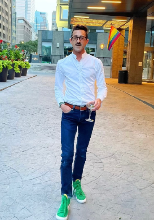 Kevin, Set the Stage team member