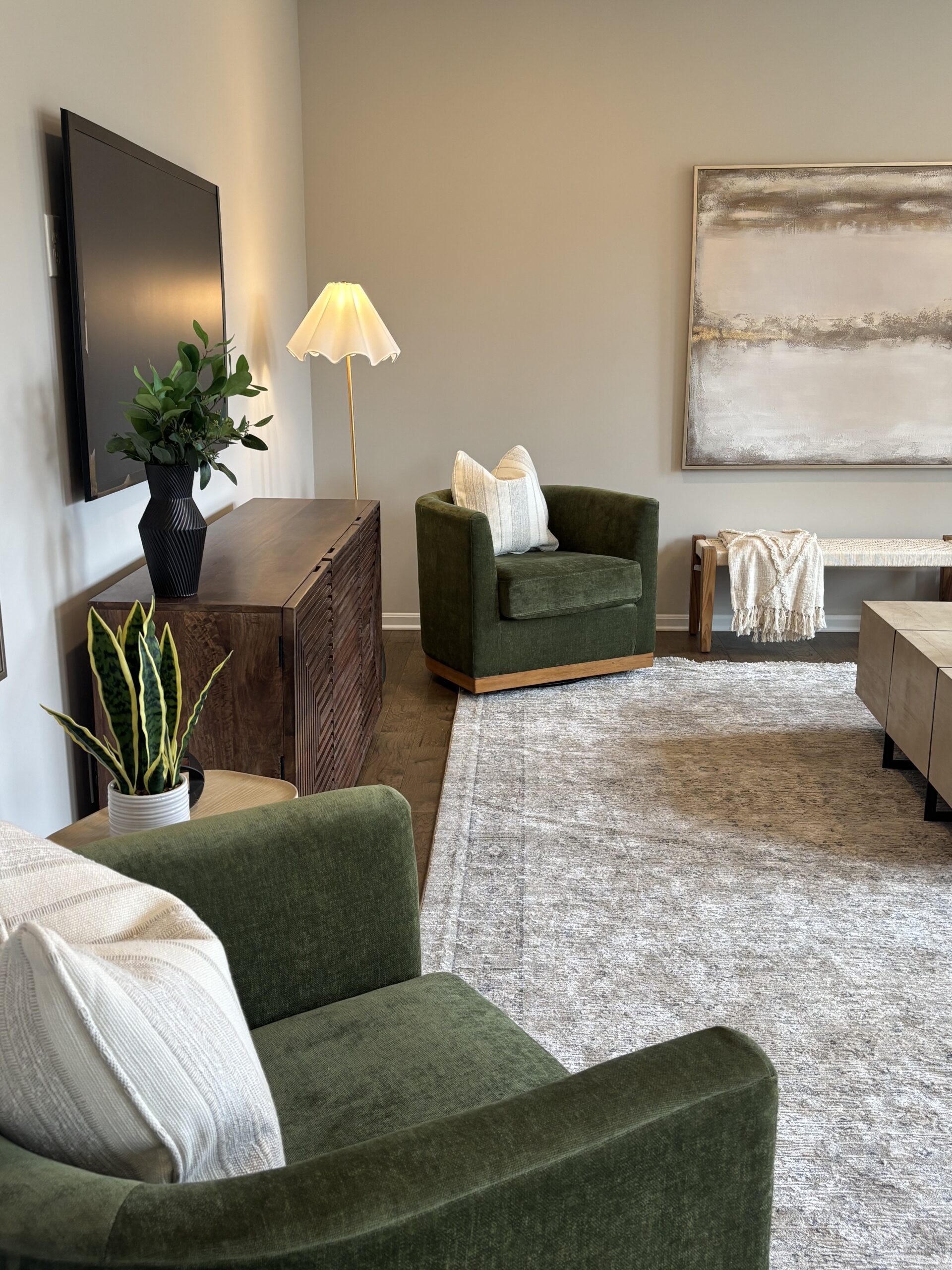 Set The Stage | Look Book