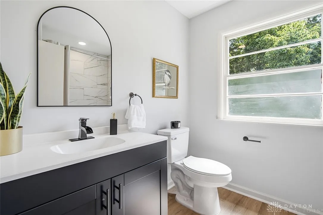 Set The Stage | Home Staging Careers in Cincinnati: Grow Your Creative Career with Set The Stage Cin-Day Corridor